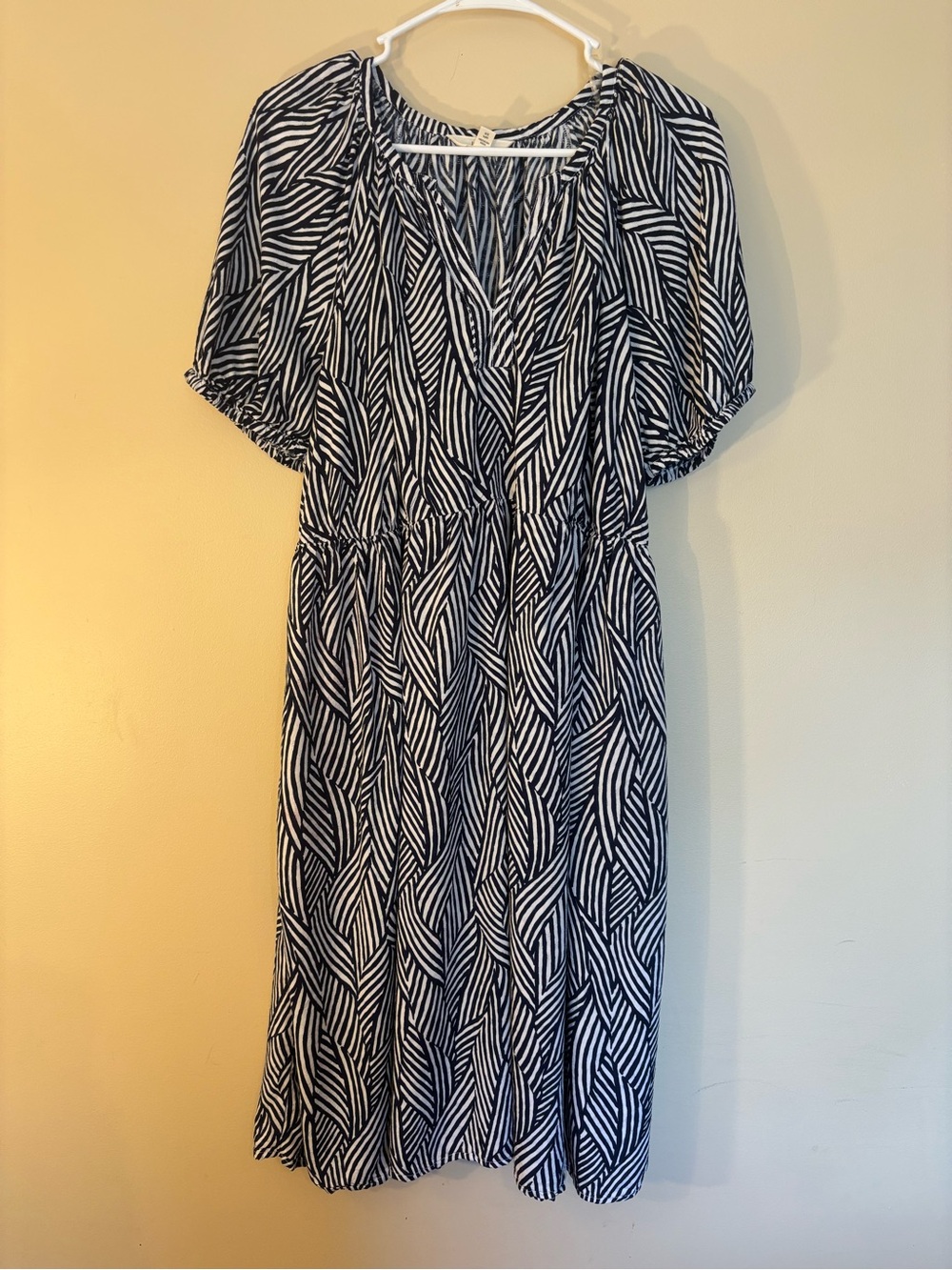 Terra & Sky Navy and White Leaf-Print Midi Dress